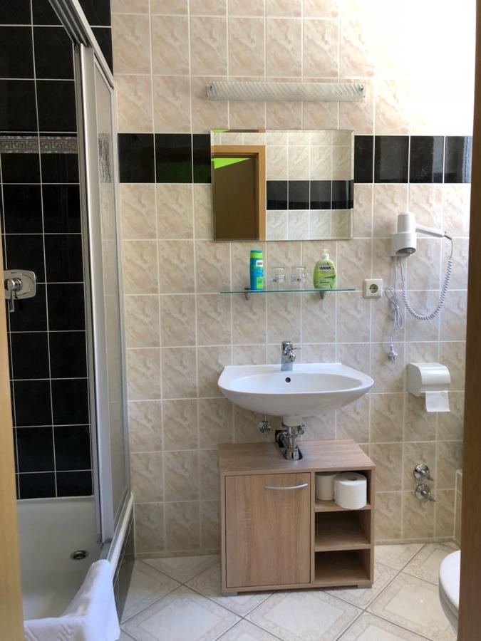 Hotel Und Gasthof "Sonneneck" Schalkau Екстериор снимка